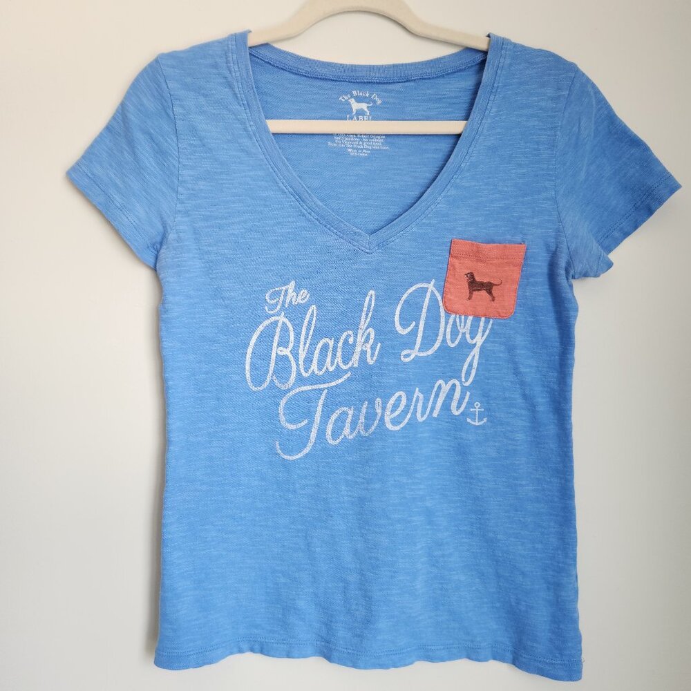 '47 Brand Size M The Black Dog Tavern Cornflower Blue Heathered VNeck Pocket Tee